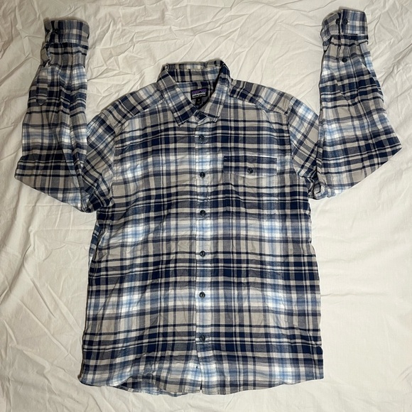 Patagonia Long-Sleeve 100% Organic Cotton in Flannel Shirt - Men's Medium - Picture 2 of 5